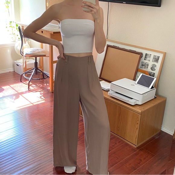 Wide Leg Trousers - Picture 3 of 6